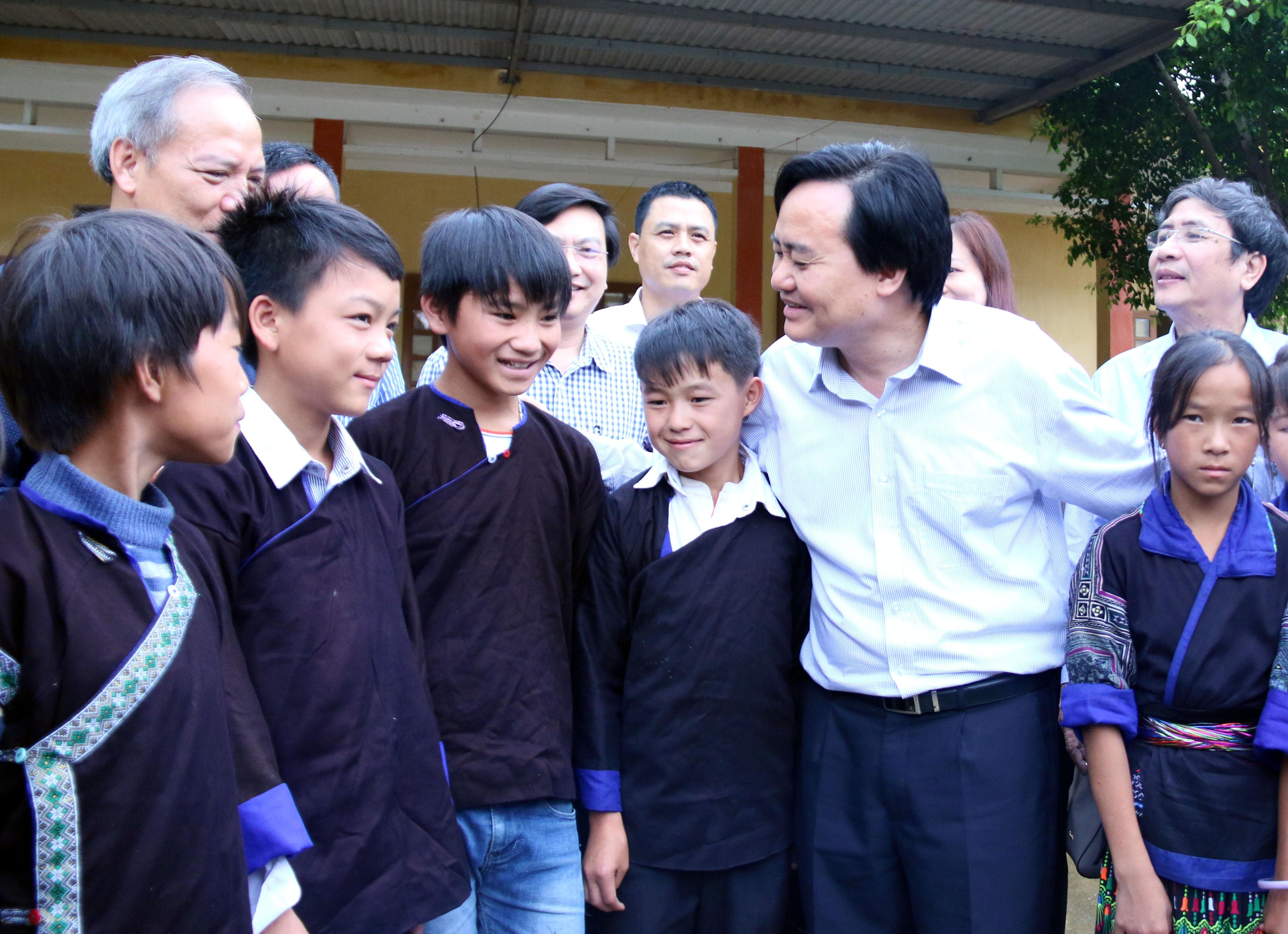 Nụ cười học trò ở Mù Cang Chải